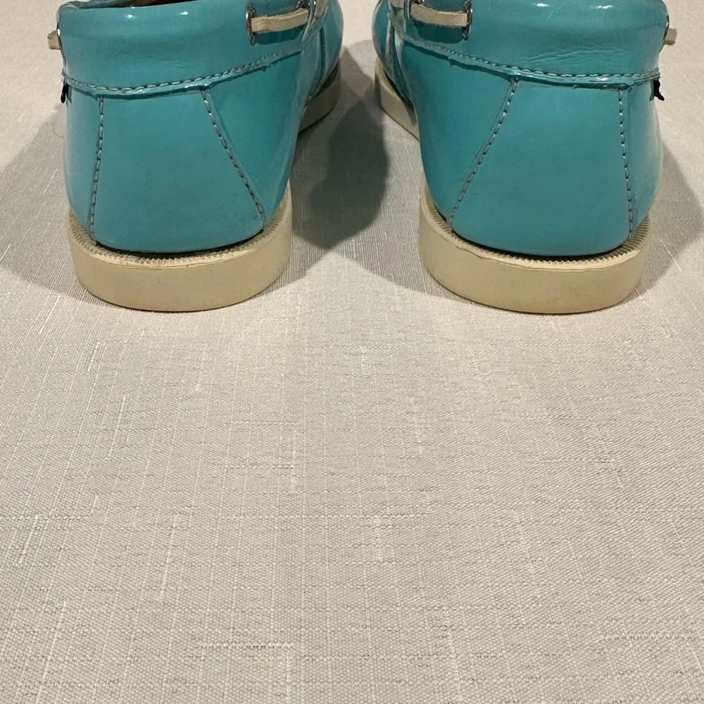 Eastland chic turquoise